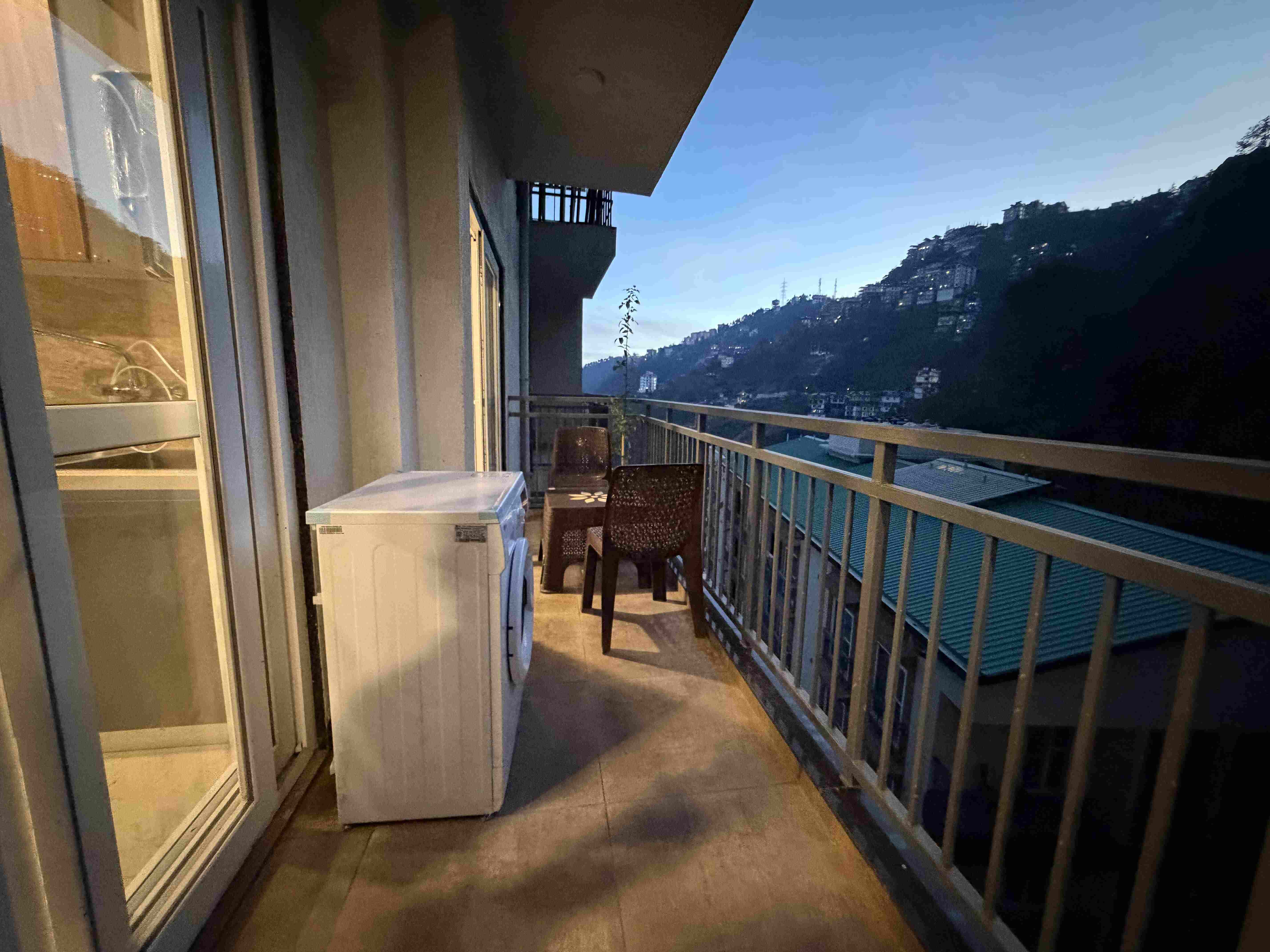 balcony1